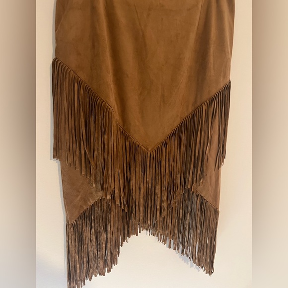 Chico’s - Faux-Suede Fringed Midi Skirt - Size 2 - Picture 3 of 8